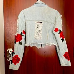 Cropped denim jacket
